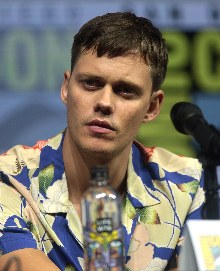 Bill Skarsgård Image
