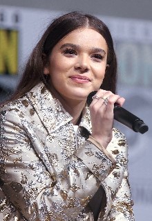 Hailee Steinfeld Image