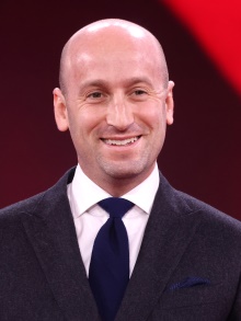 Stephen Miller Image