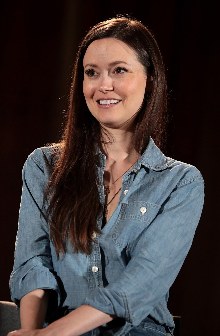 Summer Glau Image
